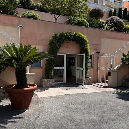 Francia Apartment *